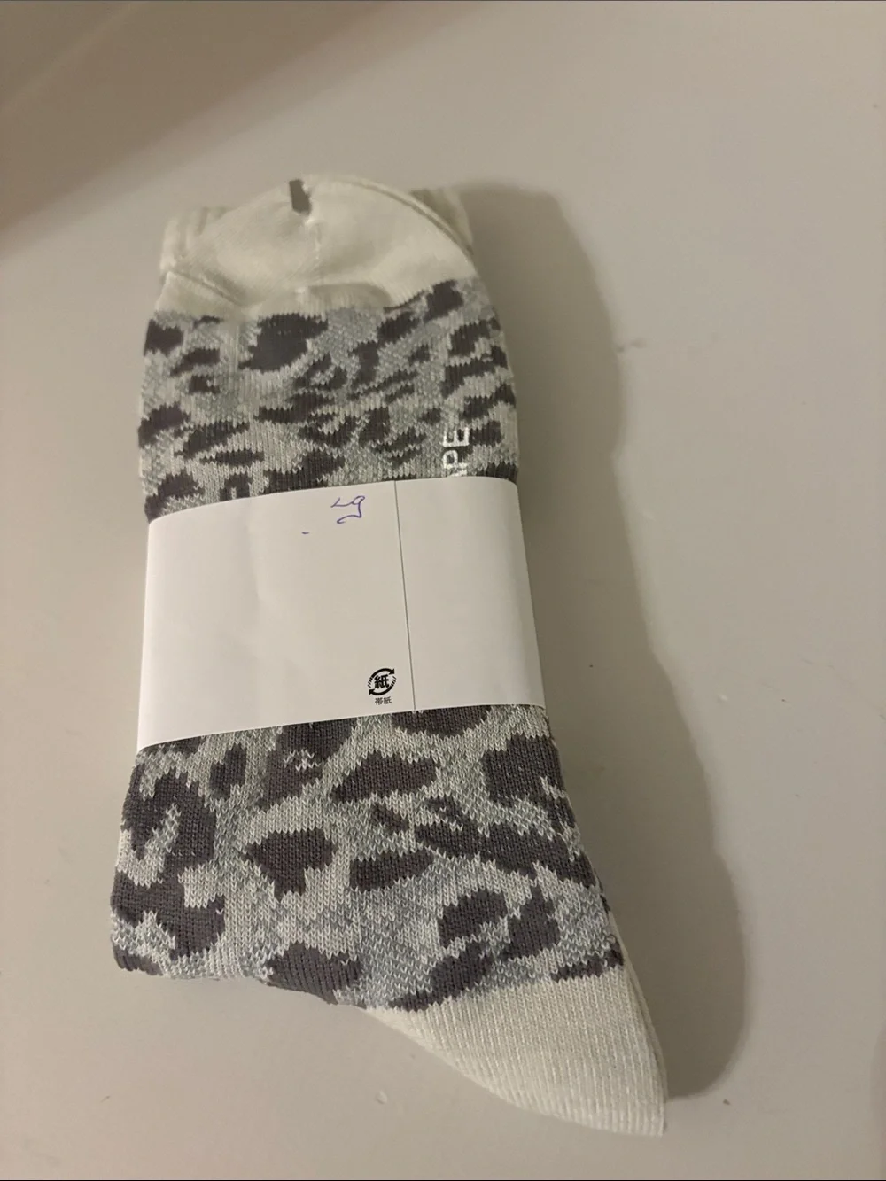 A BATHING APE® Wild Leopard Pattern Socks